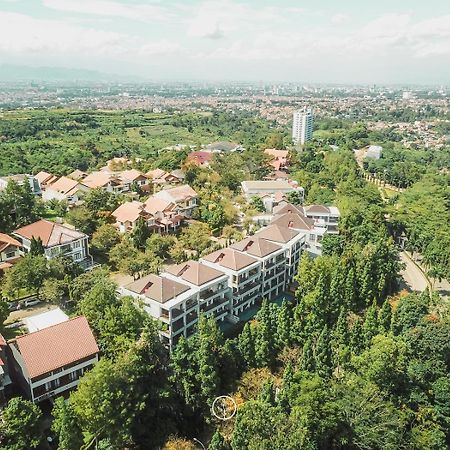 Narwastu Hill View Villa 6 Bedrooms With A Private Swimming Pool Bandung Ngoại thất bức ảnh