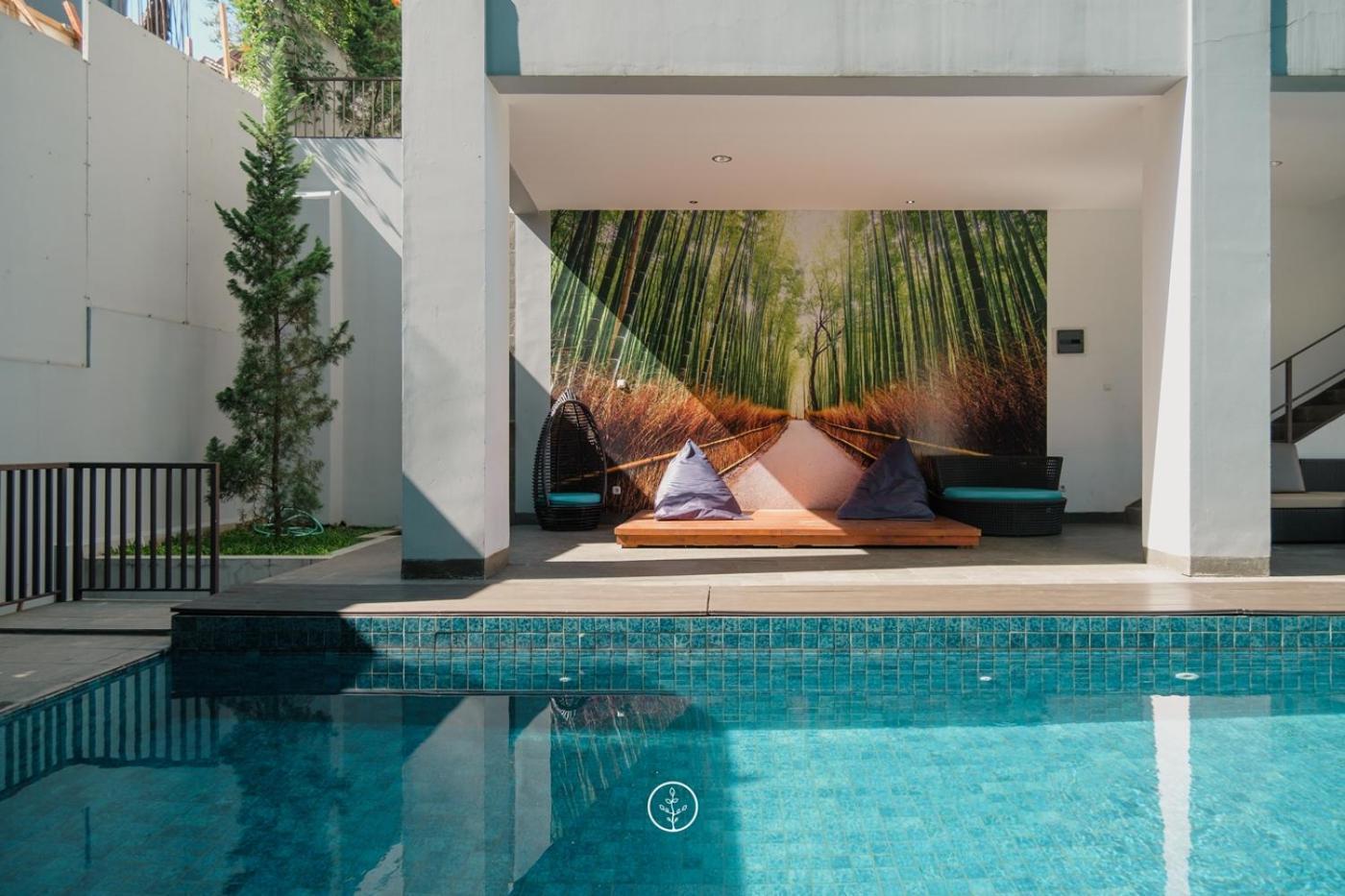 Narwastu Hill View Villa 6 Bedrooms With A Private Swimming Pool Bandung Ngoại thất bức ảnh
